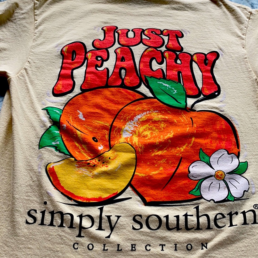Worn twice simply southern tee.